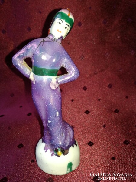 Porcelain figurine of a dancing girl