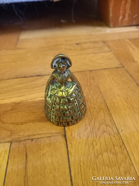 Antique copper bell with tongue (6.2x4.2 cm)