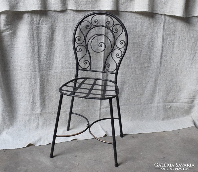 Kovácsolt vas , szék , kortárs iparművészeti termék 89 cm