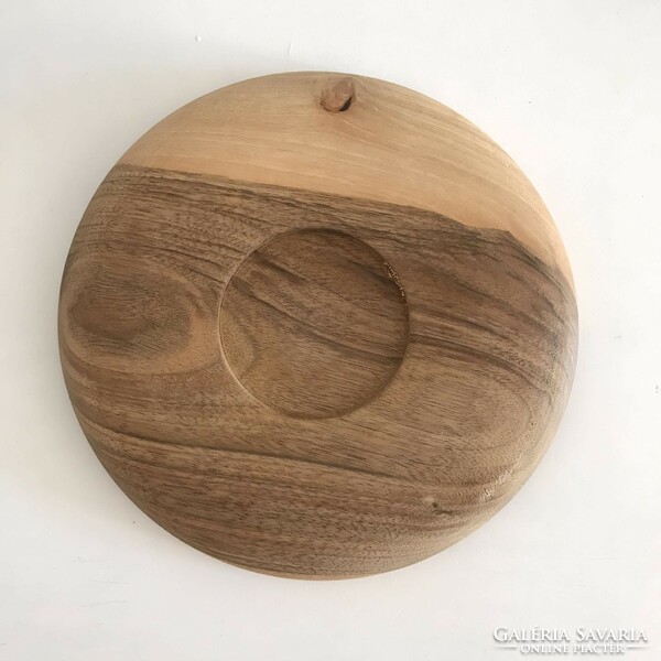 Steamed flat plate made of walnut wood