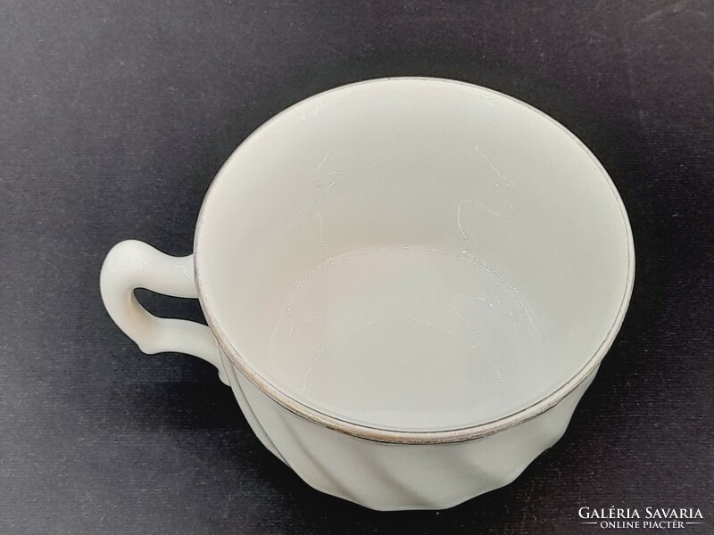 Zsolnay corrugated tea cup