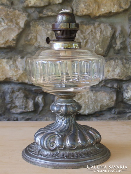 Kerosene lamp (200628)