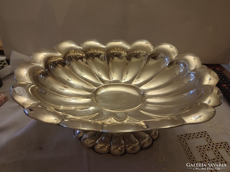 Silver footed centerpiece serving bowl