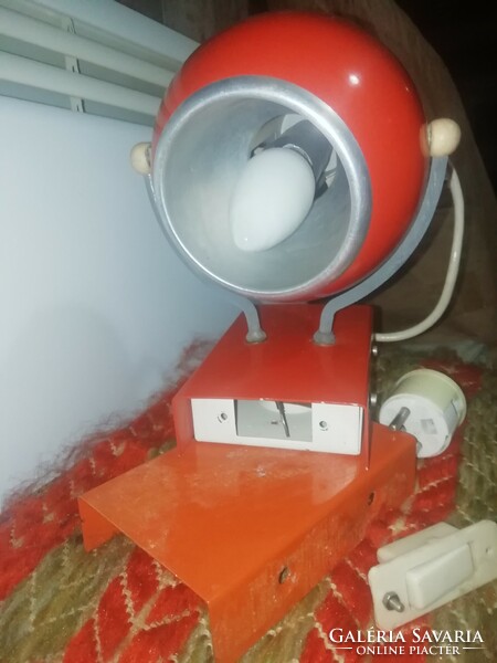 Art deco rare red lamp in perfect condition 3.