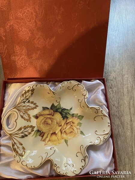 Japanese porcelain with 24 carat gold coating