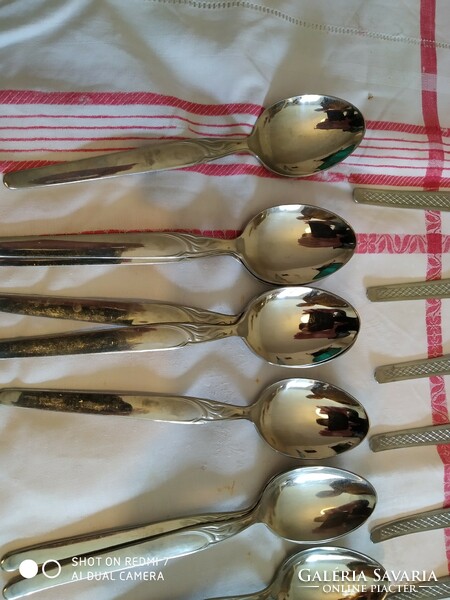 Cutlery - stainless - mixed
