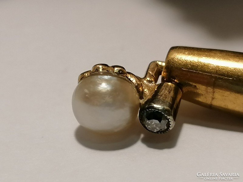 14-carat gold hat pin with diamonds and real pearls