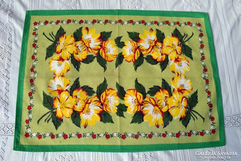 Retro printed tablecloth, tea towel 58 x 41 cm flower pattern