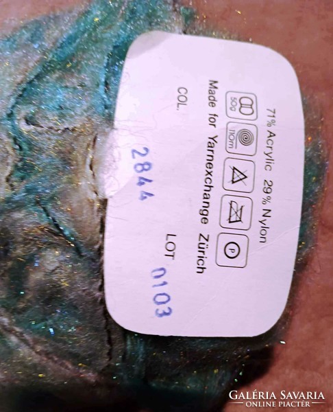 Knitting yarn, with tufted turquoise, for sale