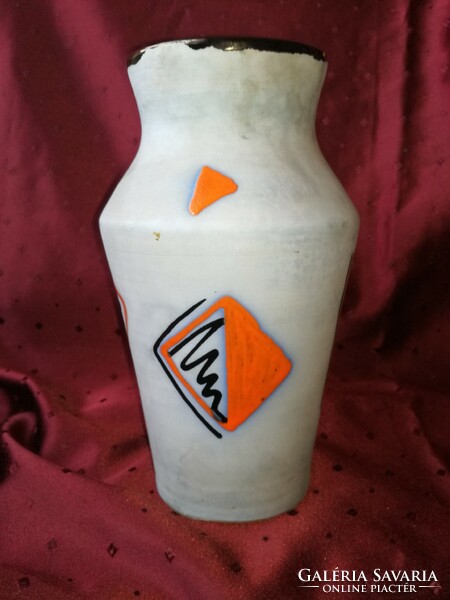 Ceramic vase with an abstract pattern