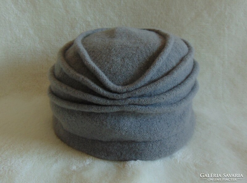 Szürke kis méretű tiszta gyapjú kalap