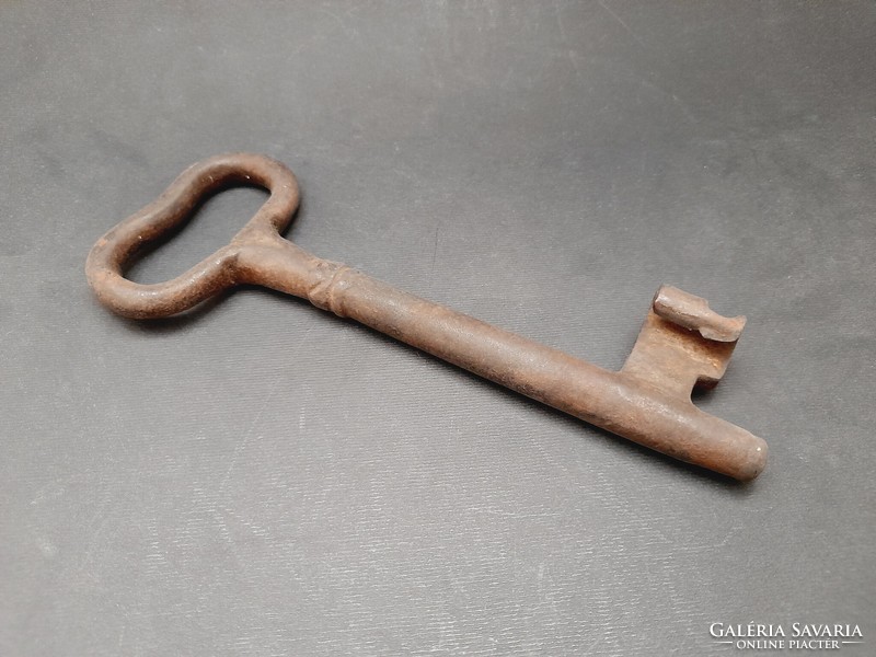 Antique large key, cellar key, 17 cm