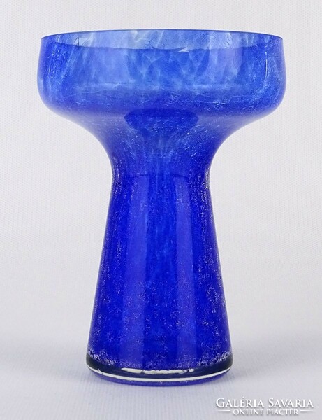 1N961 Gyönyörű kék színű Karcagi fátyolüveg váza 13 cm
