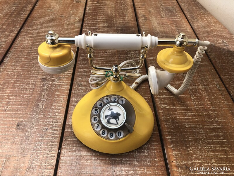 Antik stíl telefon.Működik!!