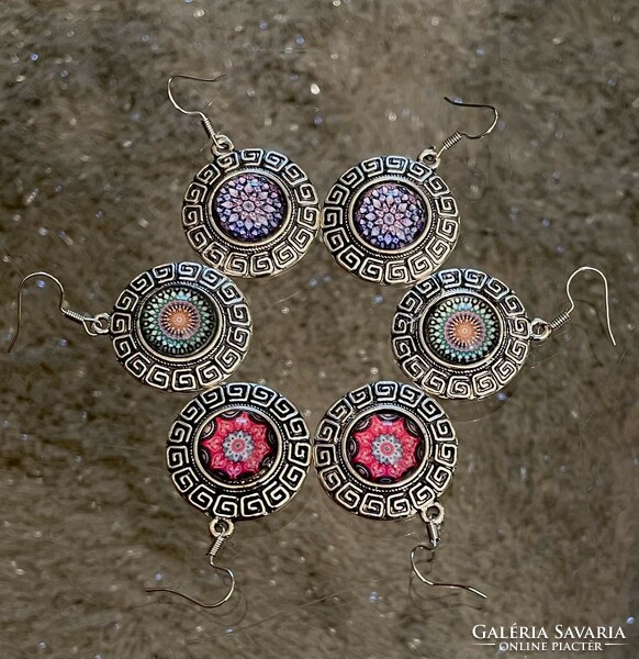Mandala fülbevaló lila és pink türkiz színekben