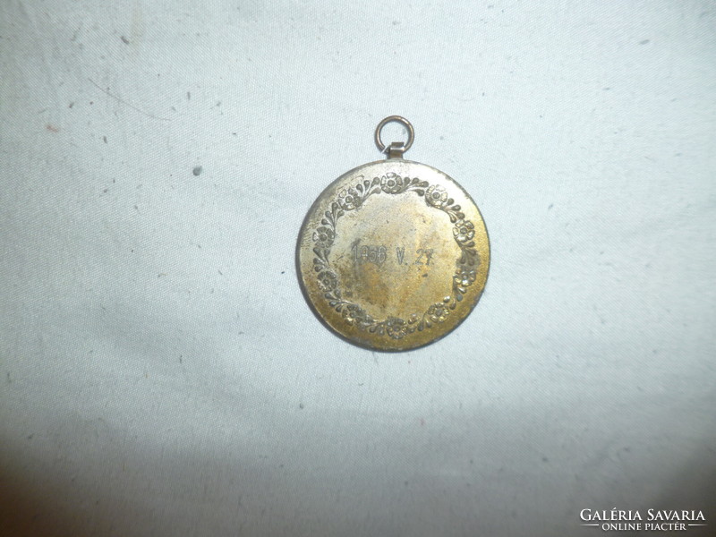 Old award medal Görgy Kilian army review 1956
