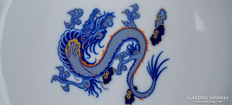 Meissen Dragon porcelán festett tál és tányérok 13 db egyben
