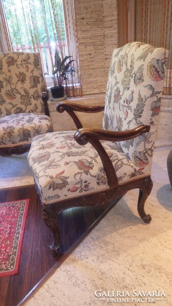 2 pcs armchairs