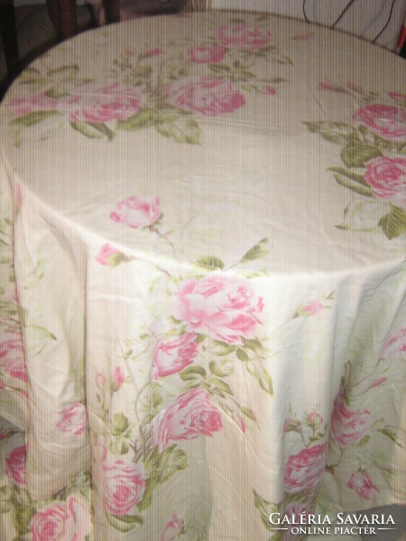 Beautiful rosy quilt cover in vintage style