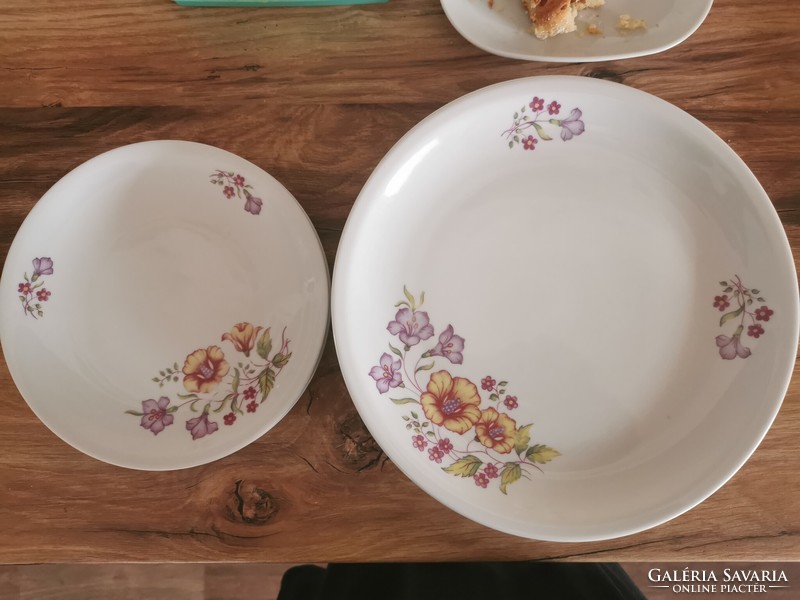Alföldi Porcelán tányérok
