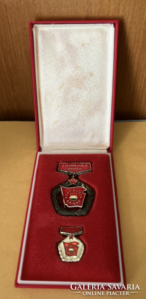 Szocialista Brigád kitüntetés sorozat miniatűrrel dobozzal ( 4 db)
