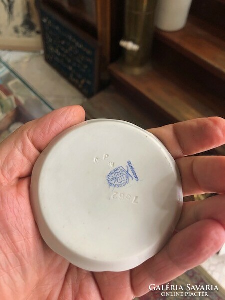 Herendi ming pattern ring holder porcelain plate, size 8 cm.