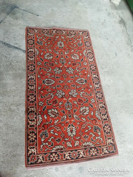 Old carpet 3.