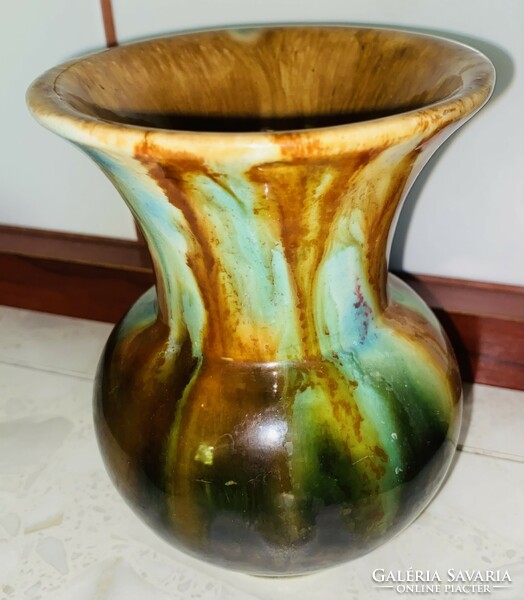 Special potted glazed belly applied art vase 14 cm