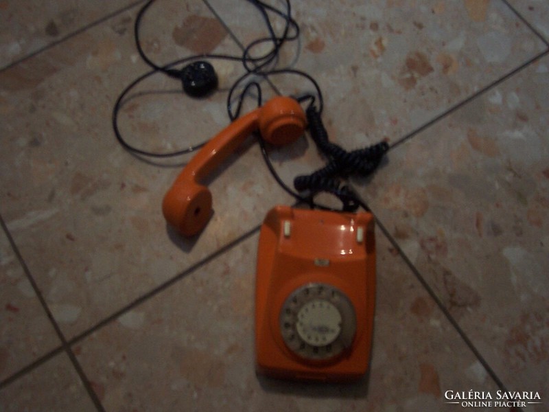 Retro orange phone
