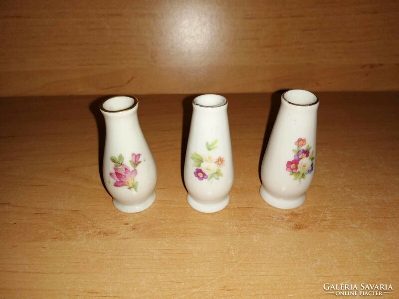 Hollóházi porcelán mini váza 3 db egyben - 5,3 cm magasak (1/p)