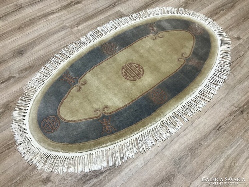 Ovális KÍNAI kézi csomózású gyapjú szőnyeg, 90 x 156 cm