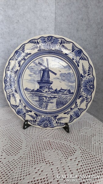 Old Dutch hand-painted decorative windmill plate, flower decoration on the edge, cracked glaze, diameter: 25.3 cm