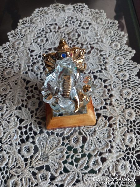 Üveg Ganesha figura