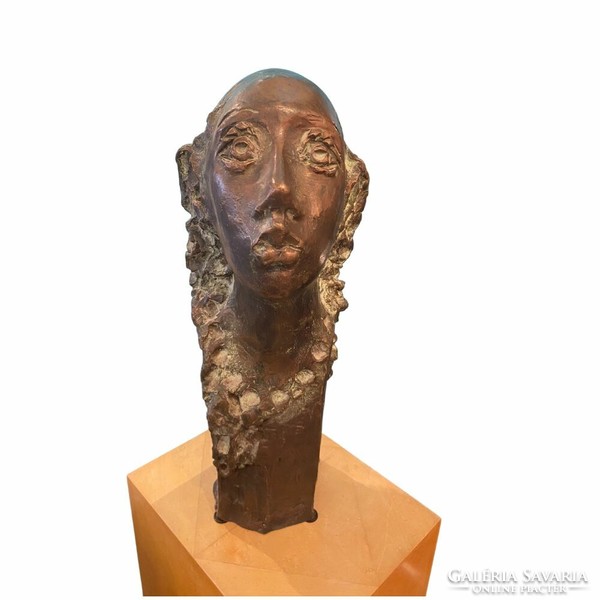 Jelena Peril - female bust - m1361