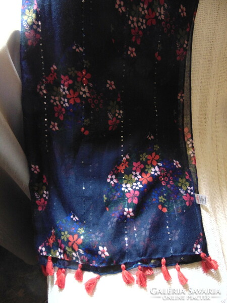 Large dark blue scarf with small flowers