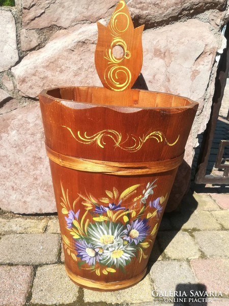 Wooden umbrella stand decorated with folk motifs, with colorful flowers, 61 cm high including handle