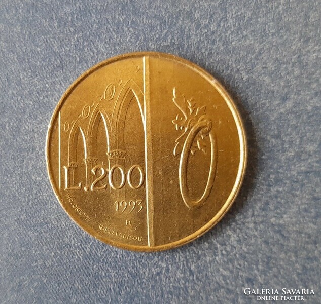 200 Lire 1993 * gates of San Marino
