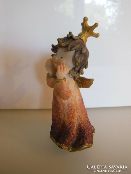 Statue - angel - 14 x 9 cm - solid - resin - English - flawless