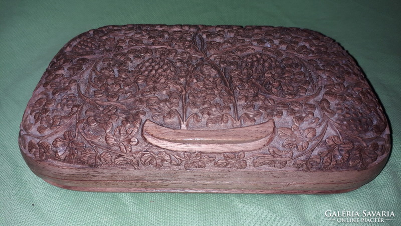 Antique beautiful folk artist wooden richly carved jewelry holder oval gift box - 19x12x6 cm as shown in pictures