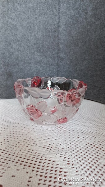 Német Waltherglas vastag üveg kínáló tálka, dombornyomott rózsa díszítéssel, mag.:8 cm, átm.: 13 cm