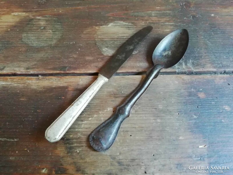 Spoon and knife from the beginning of the 20th century, patina decoration
