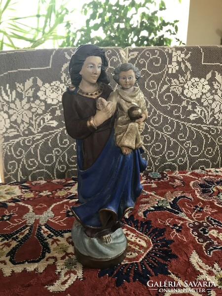 Wooden Mary with her baby