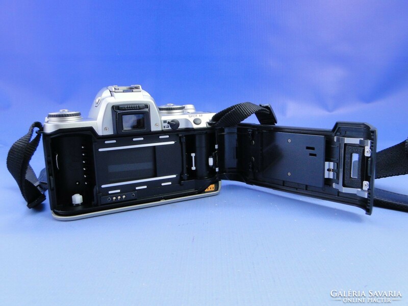 0C441 pentax mz-5 SLR camera