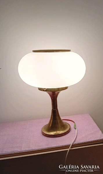 Vintage Bauhaus Asztali Lámpa - Tejüveggel