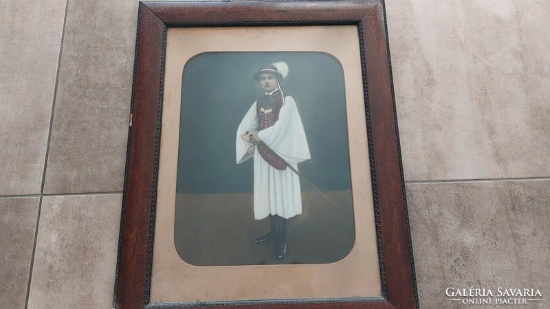 (K) interesting picture painting (?) Young man dressed in folk costume with frame 60x76cm