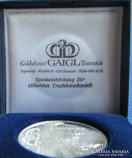Ezüst emlékérem Augsburg 2000 éves,1000 finomság peremben jelzett,32 mm