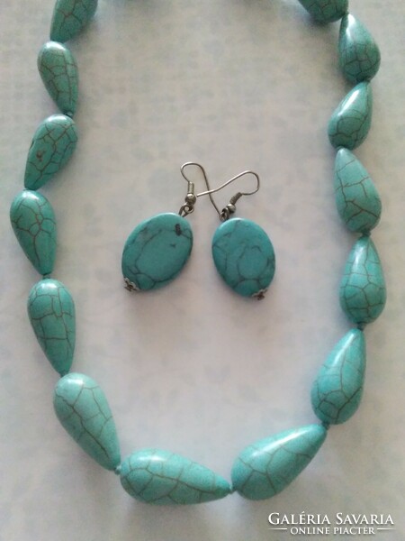 Turquoise necklace + gift earrings