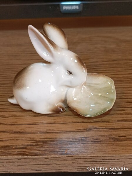 Zsolnay rabbit with cabbage, shield seal