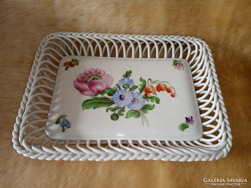 Herend basket-weave tray in perfect condition.