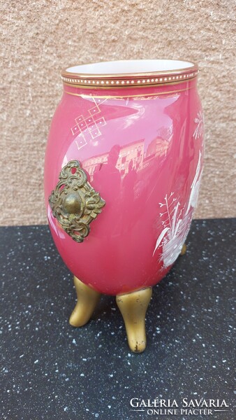 Viktoriánus üveg váza darumadárral